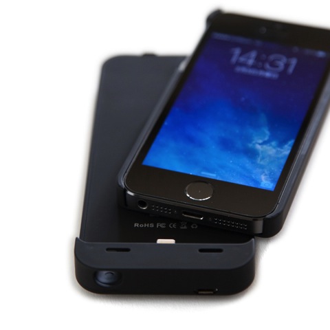 [iPhone][ケース]iPhone用モバイルバッテリーケース「cheero Power Case for iPhone 5/5S」が届いたのでとりあえず開封の儀