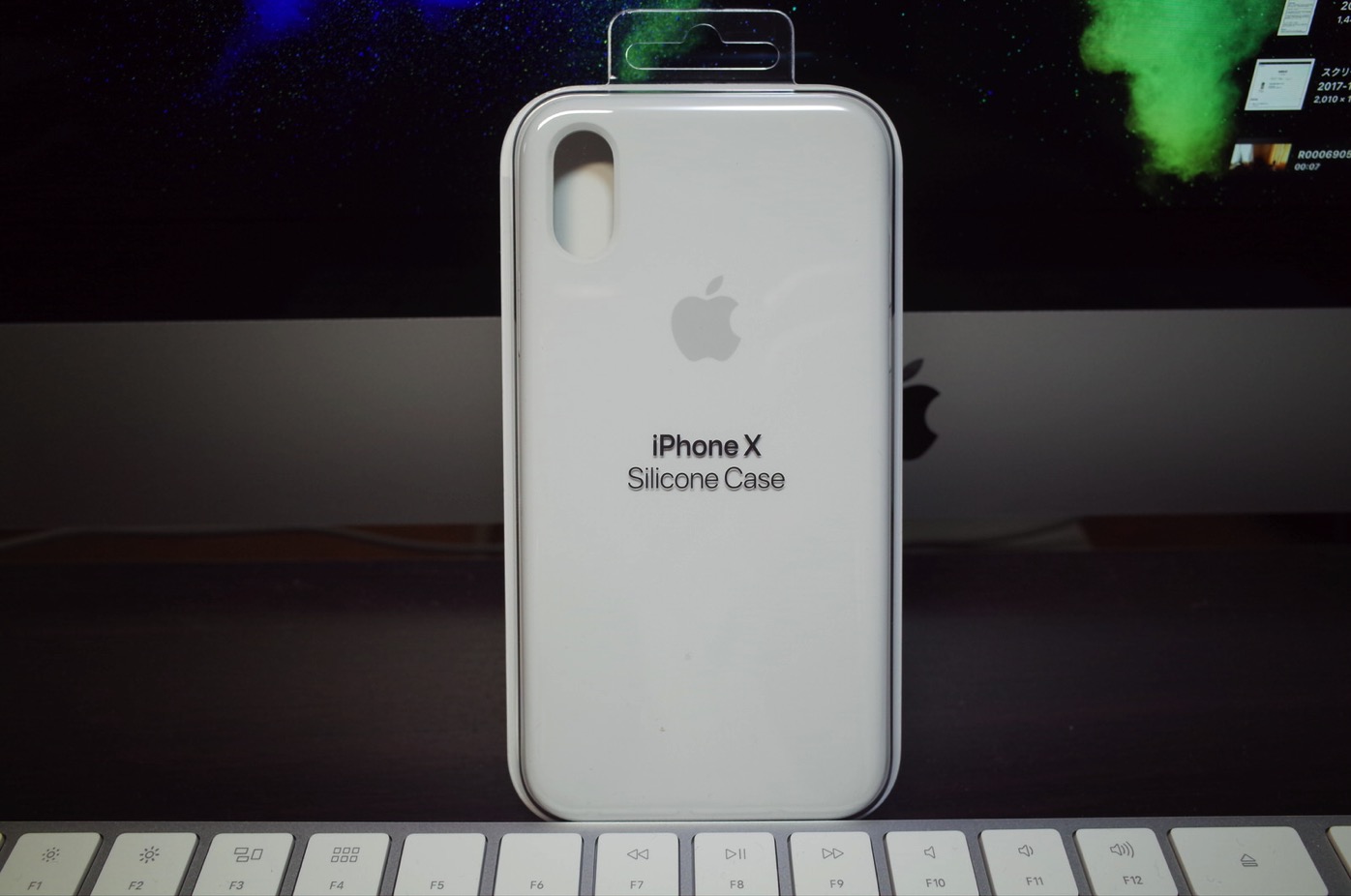 iPhone X シリコーンケース ホワイト-2