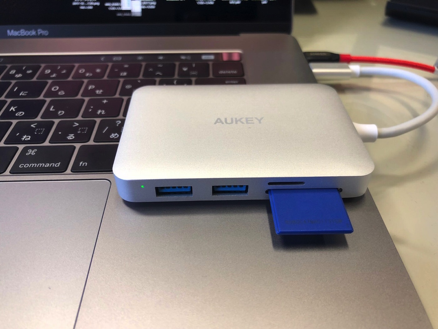 AUKEY USB C ハブ 7 in 1 マルチハブ-12