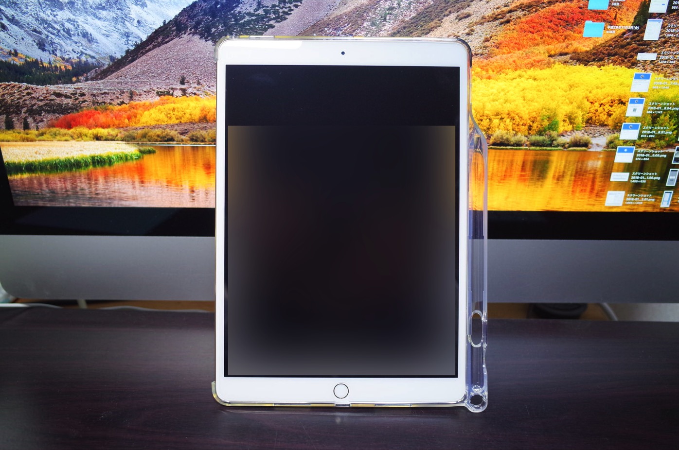 iPad Pro 10.5 ｹｰｽ Poetic -[Lumos Series]- ｱｯﾌﾟﾙ 10.5型 ｱｲﾊﾟｯﾄﾞ ﾌﾟﾛ 対応 [ｳﾙﾄﾗｽﾘﾑ] [TPU製 ｹｰｽ] Smart Keyboard 対応 Apple Pencil 収納ｽﾛｯﾄ付き (ｸﾘｽﾀﾙｸﾘｱ)-8