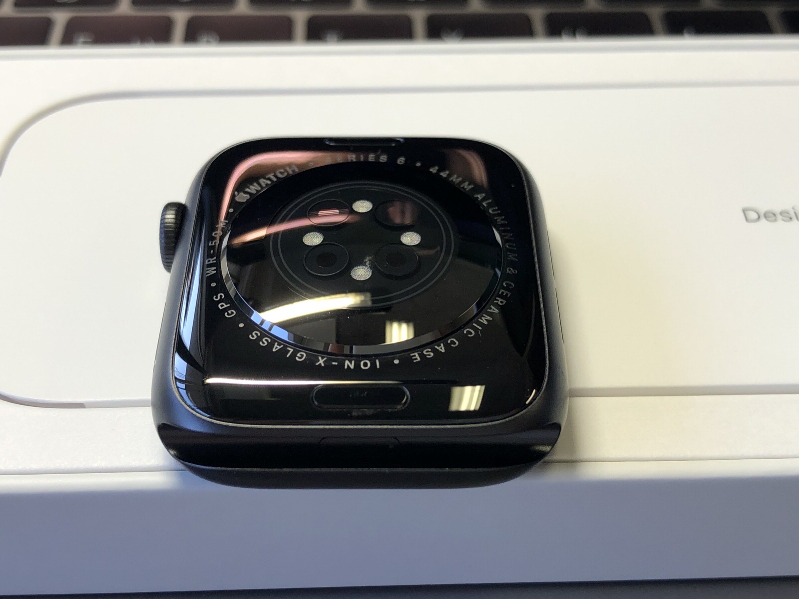 Apple Watch Series 6　−9