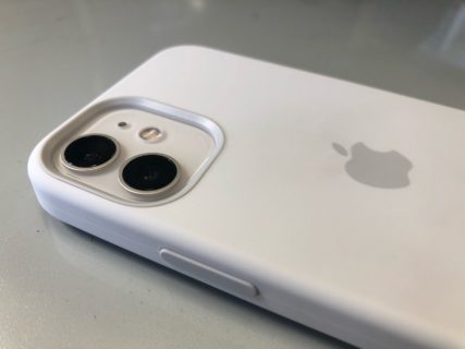 [iPhone]新型 iPhone 12 mini でのロック画面でタッチパネルが反応しない問題・・・私も